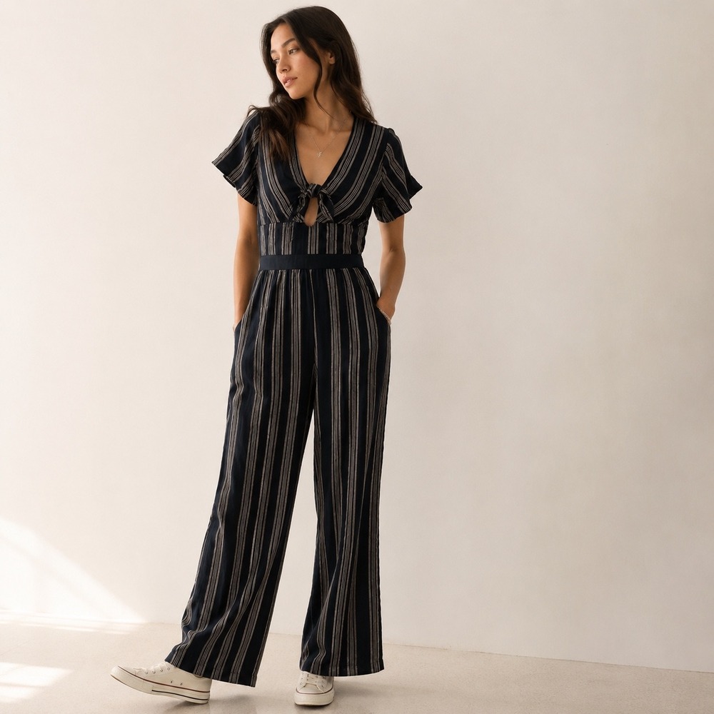 Sadie & Sage Jumpsuit Black Striped Tie Keyhole Front Wide Leg Vacation Cotton